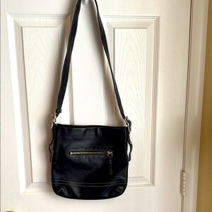 COACH Black Leather Shoulder Bag  No EO6X-1415 2004